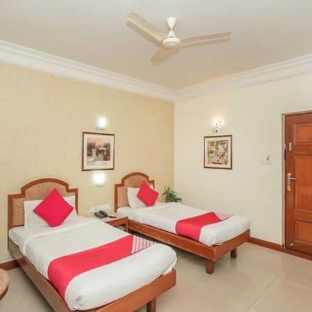 Oyo 579 Hotel Aab Bangalore Esterno foto