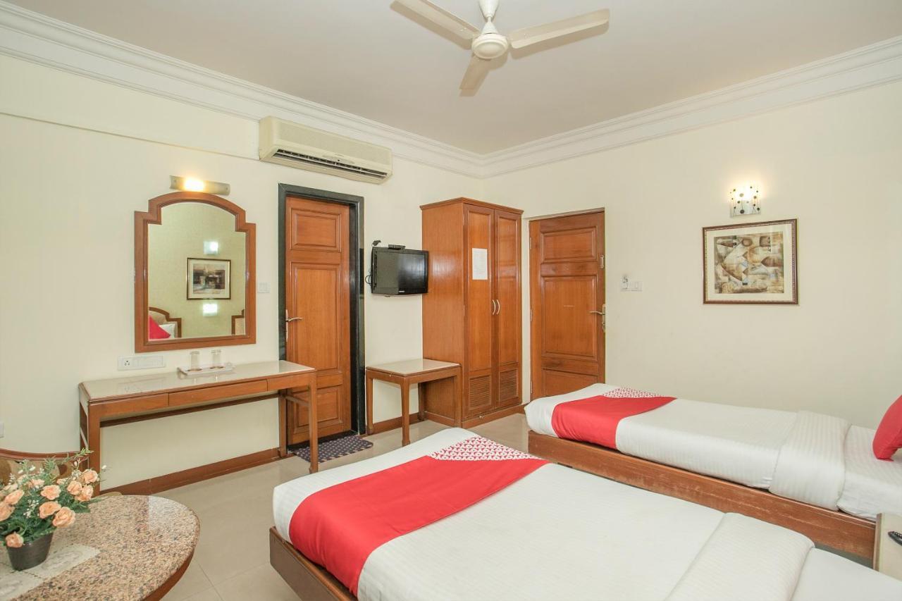 Oyo 579 Hotel Aab Bangalore Esterno foto