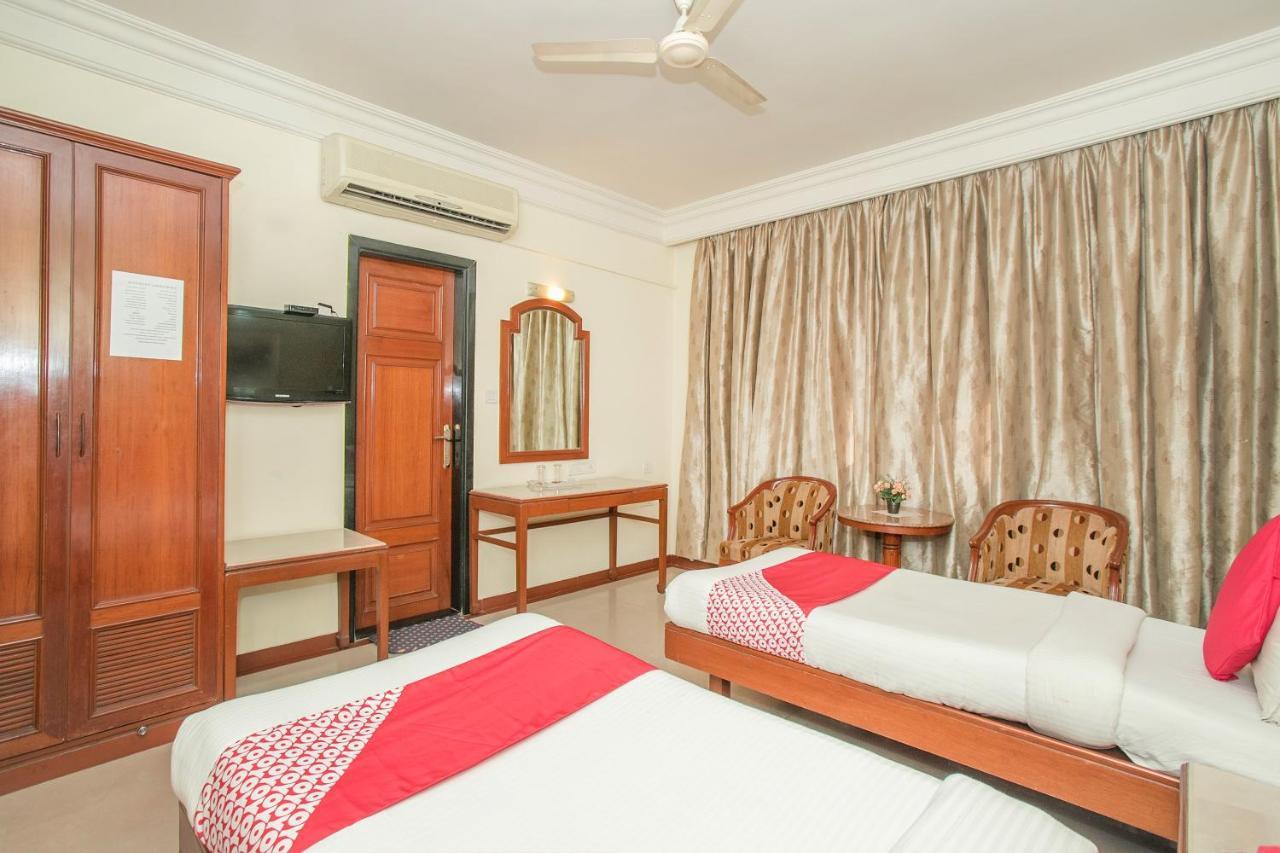 Oyo 579 Hotel Aab Bangalore Esterno foto