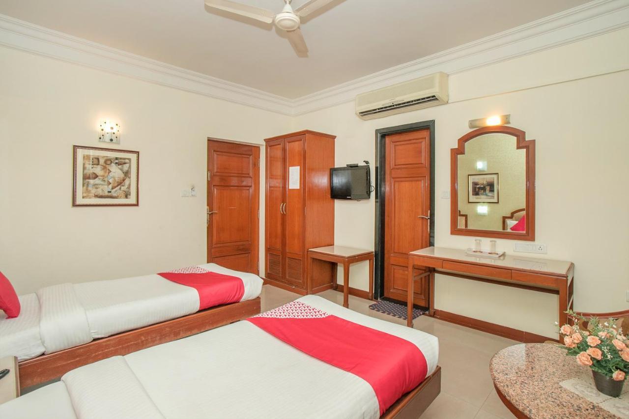Oyo 579 Hotel Aab Bangalore Esterno foto