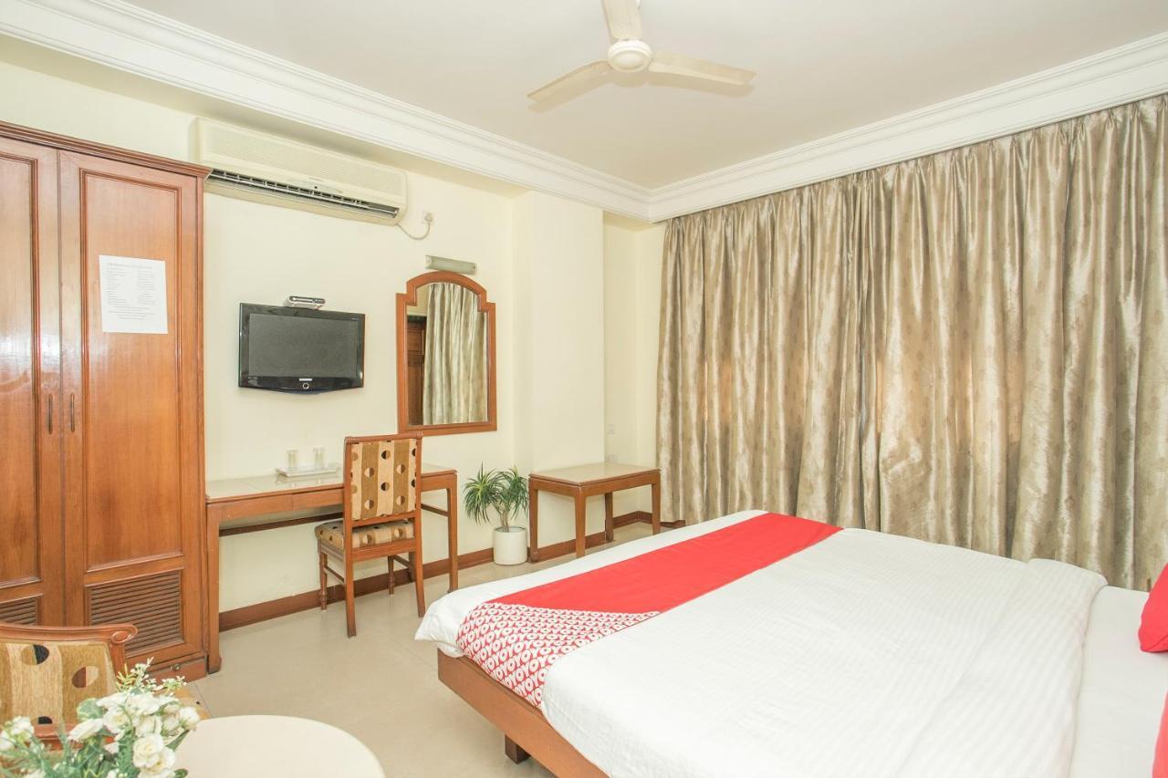 Oyo 579 Hotel Aab Bangalore Esterno foto