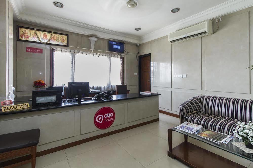 Oyo 579 Hotel Aab Bangalore Esterno foto