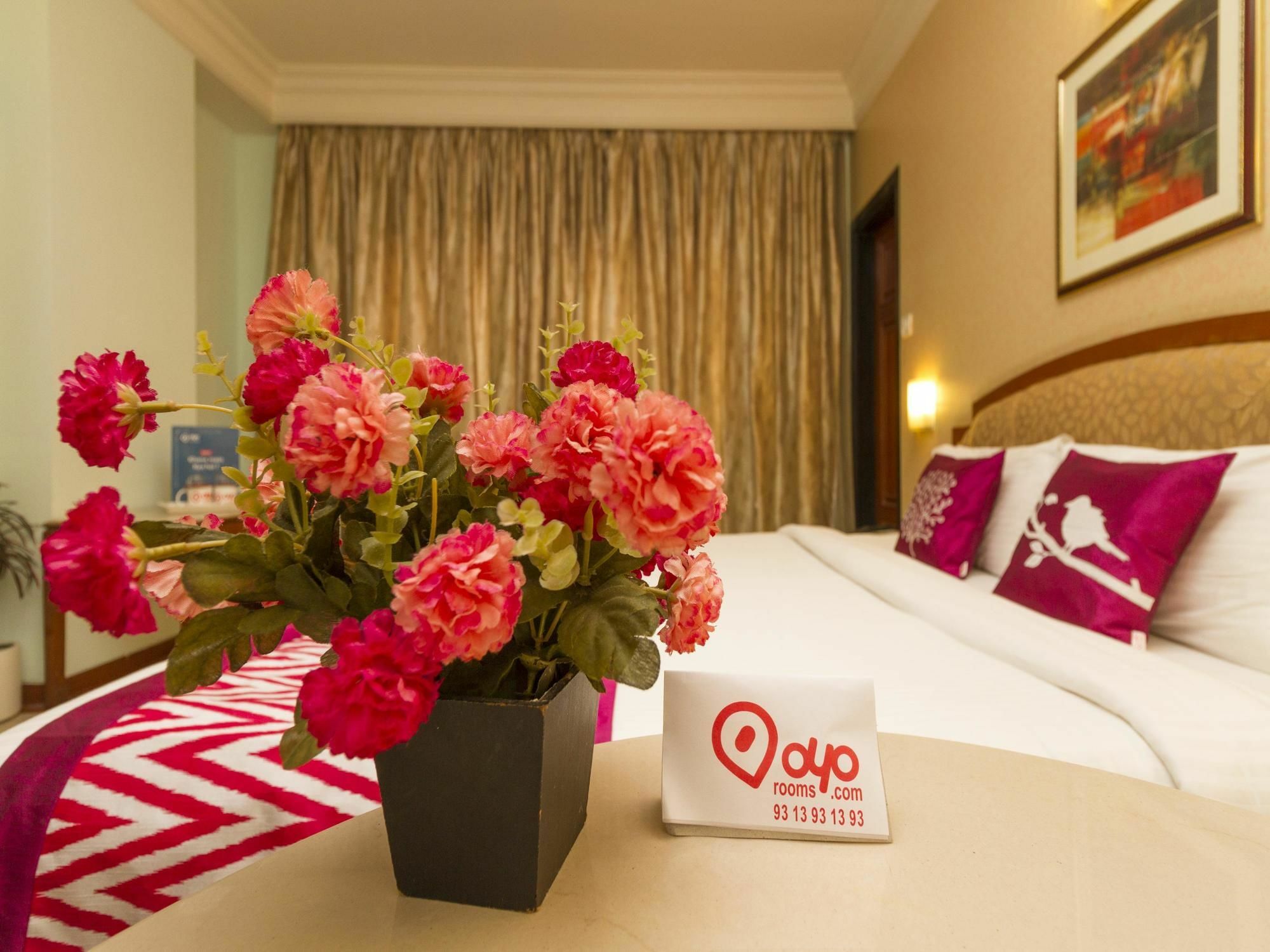 Oyo 579 Hotel Aab Bangalore Esterno foto