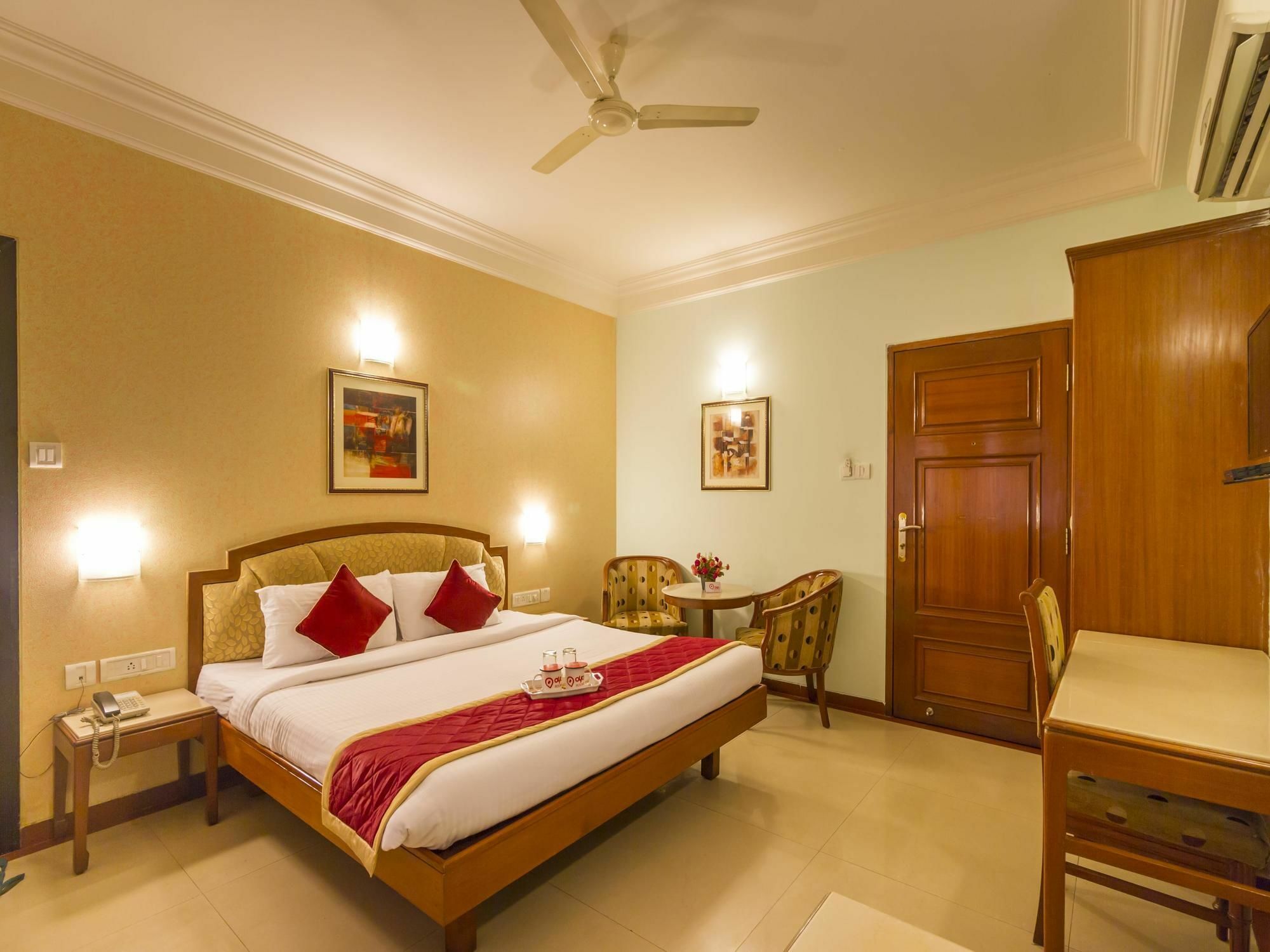 Oyo 579 Hotel Aab Bangalore Esterno foto